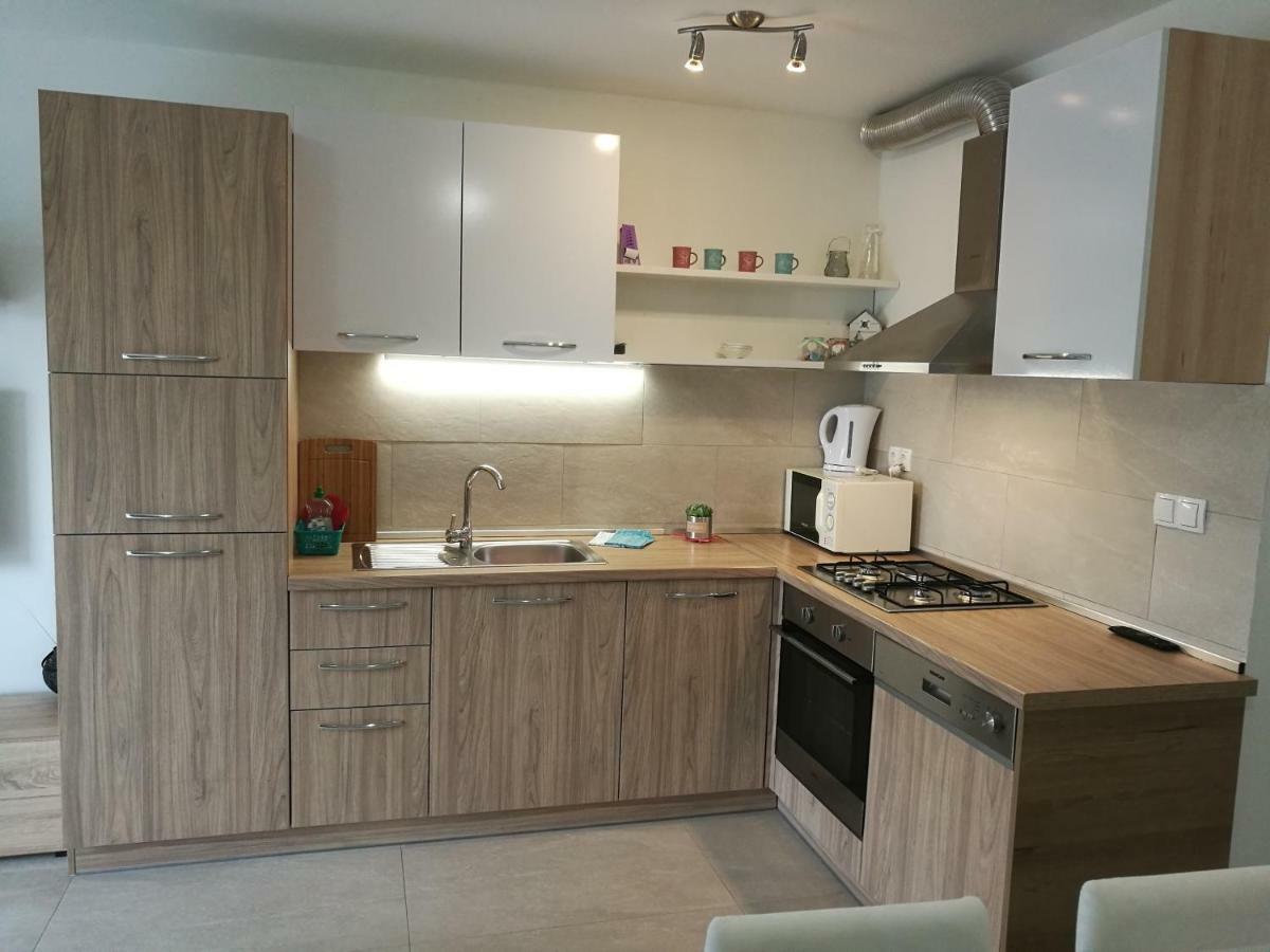 Apartments Klaudija ชิซิชี ภายนอก รูปภาพ