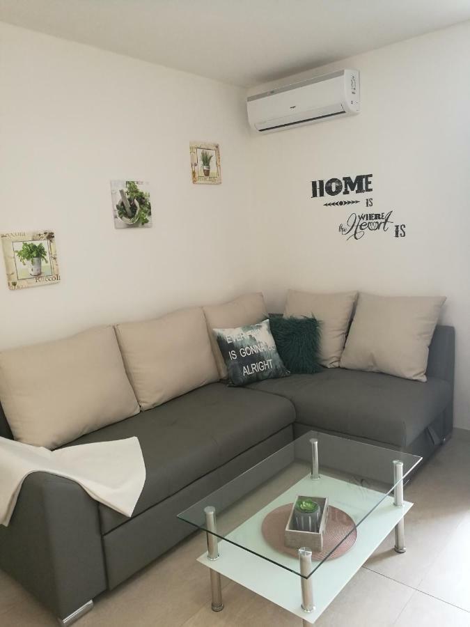 Apartments Klaudija ชิซิชี ภายนอก รูปภาพ